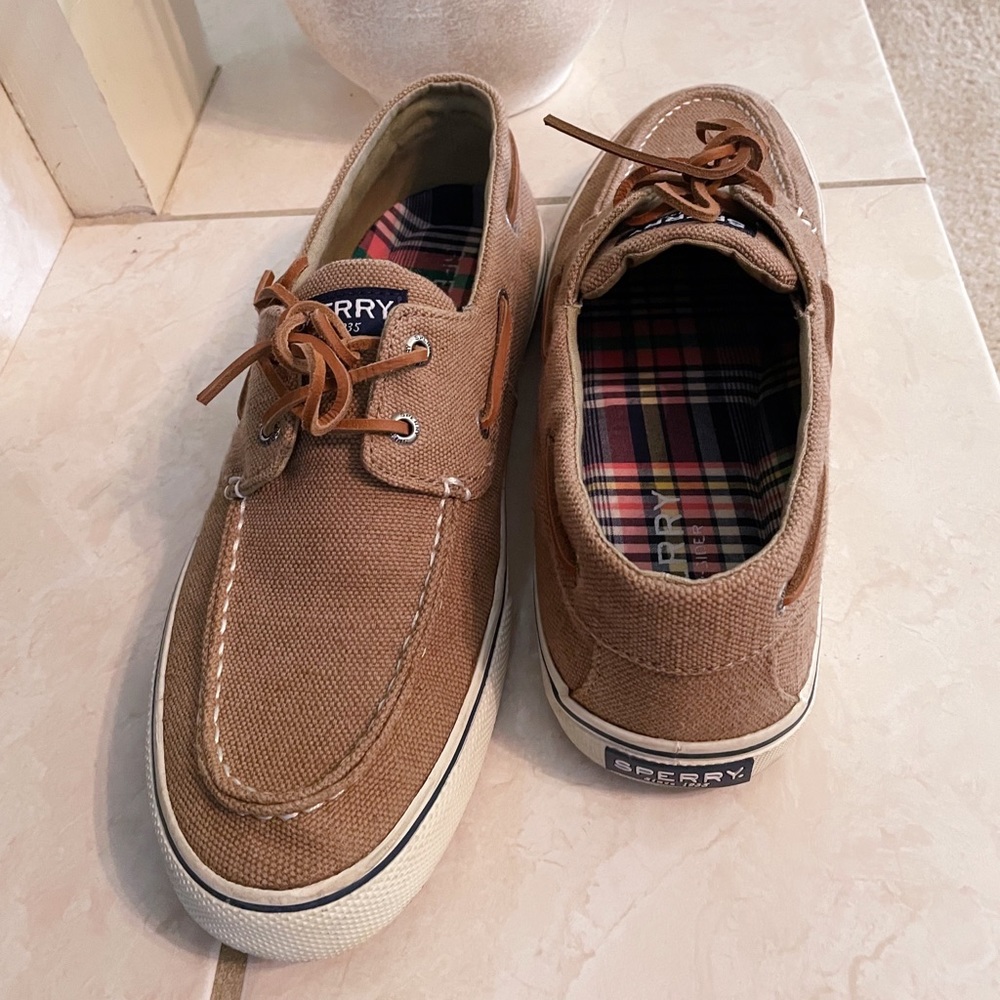 Sperry’s Men’s shoes. Worn once.
